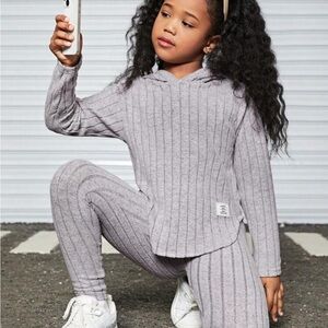 SHEIN Kids Ribbed Set in Light Gray
